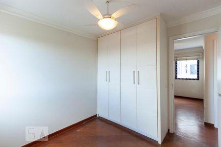 Apartamento à venda com 250m², 3 quartos e 4 vagasQuarto 03