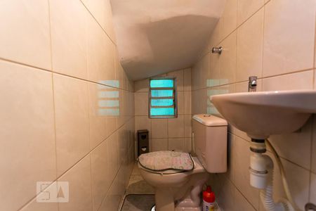 Casa à venda com 150m², 3 quartos e 2 vagasLavabo