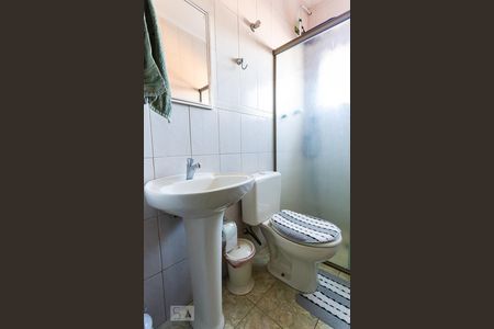 Casa à venda com 150m², 3 quartos e 2 vagasBanheiro