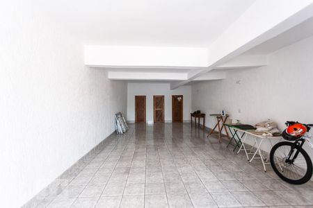 Casa à venda com 150m², 3 quartos e 2 vagasSalão de Festas