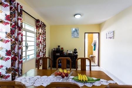 Casa à venda com 150m², 3 quartos e 2 vagasCopa