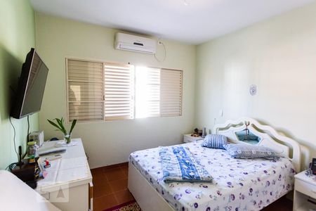 Suite de casa para alugar com 3 quartos, 150m² em Vila Sao Luis(zona Oeste), São Paulo