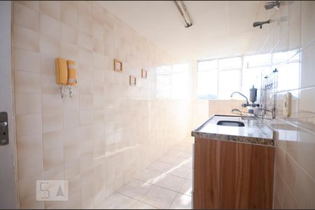 Apartamento à venda com 66m², 2 quartos e 1 vagaCozinha