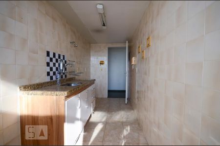 Apartamento à venda com 66m², 2 quartos e 1 vagaCozinha