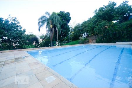 Apartamento à venda com 66m², 2 quartos e 1 vagaÁrea comum - Piscina