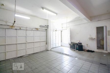 Casa à venda com 280m², 3 quartos e 4 vagasGaragem