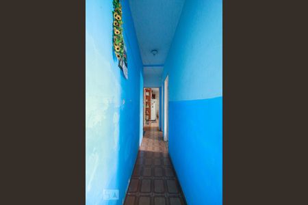 Corredor de casa à venda com 3 quartos, 280m² em Vila Prudente, São Paulo