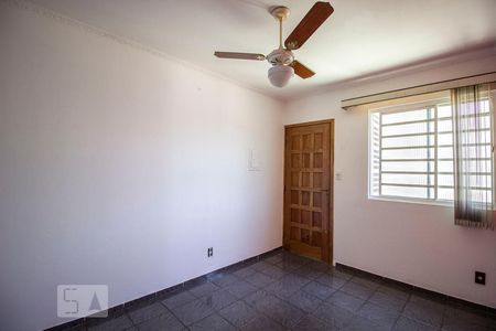 Apartamento para alugar com 54m², 2 quartos e 2 vagasDetalhe Sala