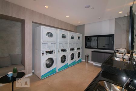 Studio para alugar com 27m², 1 quarto e sem vaga Studio para alugar com 27m², 1 quarto e sem vagaLavanderia