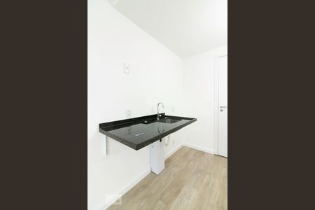 Cozinha de kitnet/studio para alugar com 1 quarto, 27m² em Indianópolis, São Paulo
