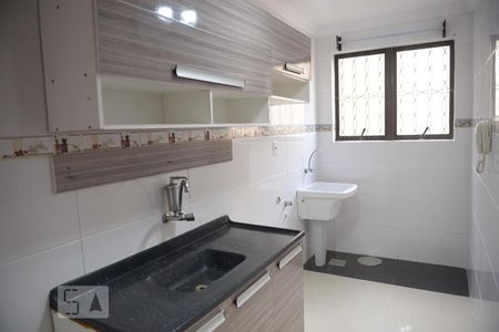 Apartamento à venda com 3 quartos, 70m² em Marechal Rondon, Canoas