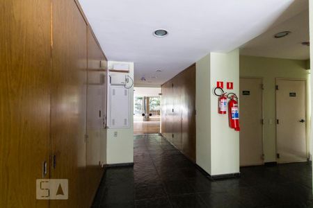 Apartamento para alugar com 50m², 1 quarto e 1 vagaHall social