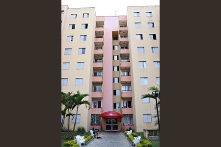Fachada do bloco de apartamento à venda com 2 quartos, 55m² em Parque São Vicente, Mauá
