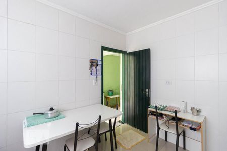 Casa à venda com 150m², 3 quartos e 2 vagasCozinha