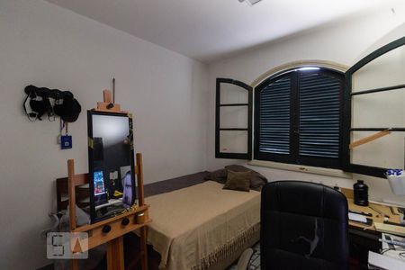 Quarto de casa à venda com 3 quartos, 150m² em Vila Cruz das Almas, São Paulo