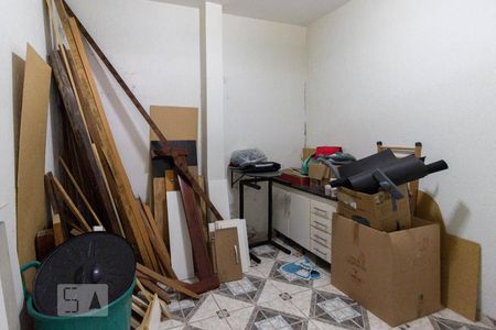 Casa à venda com 150m², 3 quartos e 2 vagasQuarto de Serviço