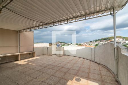 Apartamento para alugar com 86m², 2 quartos e sem vaga Apartamento para alugar com 86m², 2 quartos e sem vagaTerraço