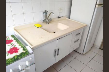 Apartamento à venda com 52m², 2 quartos e 1 vaga Apartamento à venda com 52m², 2 quartos e 1 vagaCozinha