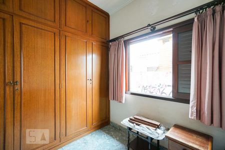 Casa à venda com 220m², 4 quartos e 4 vagasQuarto 01