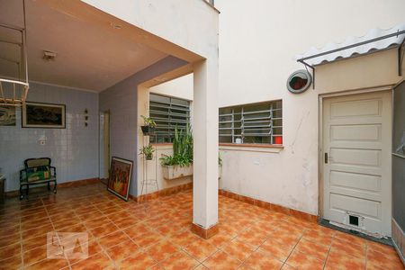 Casa à venda com 220m², 4 quartos e 4 vagasQuintal