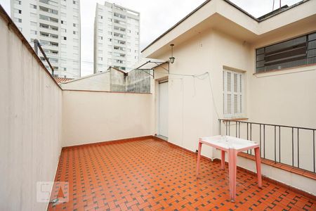 Casa à venda com 220m², 4 quartos e 4 vagasTerraço