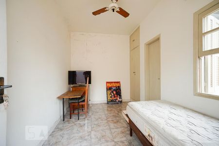 Casa à venda com 220m², 4 quartos e 4 vagasQuarto suíte terraço 04