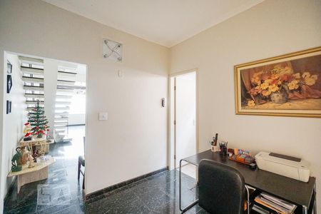 Escritório de casa à venda com 4 quartos, 220m² em Parque São Jorge, São Paulo