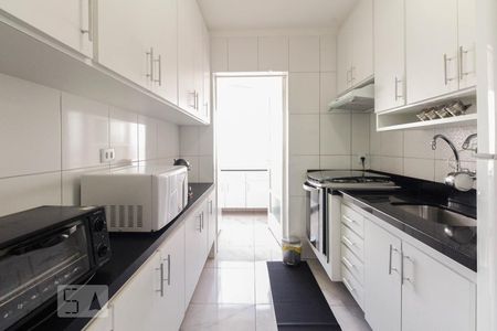 Apartamento para alugar com 72m², 3 quartos e 1 vagaCozinha 