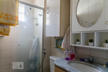 Apartamento à venda com 70m², 2 quartos e 1 vaga Apartamento à venda com 70m², 2 quartos e 1 vagaBanheiro