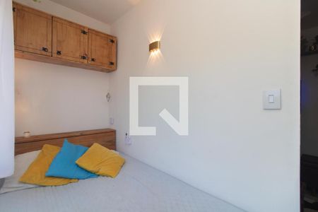 Quarto de apartamento à venda com 1 quarto, 32m² em Praia de Belas, Porto Alegre
