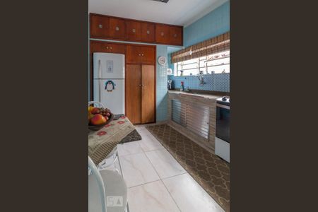 Casa para alugar com 300m², 3 quartos e sem vagaCozinha