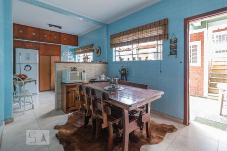 Casa para alugar com 300m², 3 quartos e sem vagaCozinha