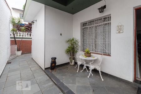 Casa para alugar com 300m², 3 quartos e sem vagaEntrada