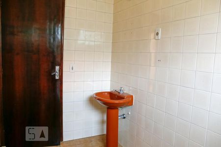 Casa à venda com 150m², 5 quartos e 7 vagasBanheiro Social