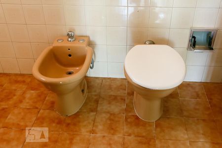 Casa à venda com 150m², 5 quartos e 7 vagasBanheiro Suíte 1