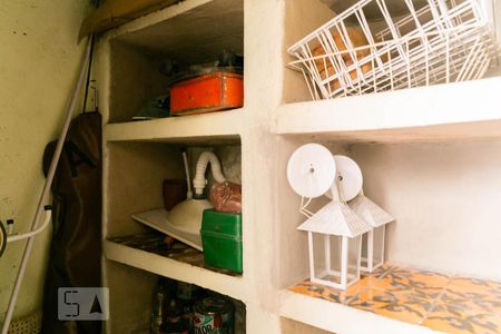 Casa à venda com 120m², 2 quartos e 2 vagasDespensa