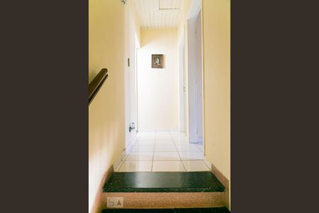 Casa à venda com 120m², 2 quartos e 2 vagasCorredor