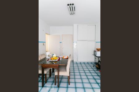 Casa à venda com 120m², 2 quartos e 2 vagasCozinha