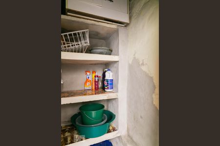 Casa à venda com 120m², 2 quartos e 2 vagasDespensa