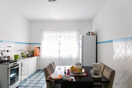 Casa à venda com 120m², 2 quartos e 2 vagasCozinha