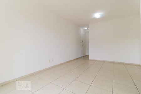 Salas de apartamento para alugar com 3 quartos, 74m² em Parque Brasília, Campinas