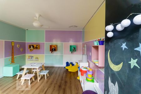 Apartamento para alugar com 74m², 3 quartos e 2 vagasÁrea Comum - Brinquedoteca