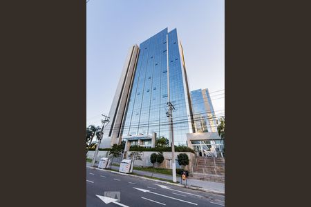 Studio para alugar com 38m², 1 quarto e sem vaga Studio para alugar com 38m², 1 quarto e sem vagaFachada