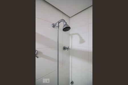 Chuveiro de kitnet/studio para alugar com 1 quarto, 38m² em Praia de Belas, Porto Alegre