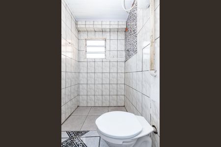 Banheiro  de casa à venda com 1 quarto, 48m² em Jardim Casa Pintada, São Paulo