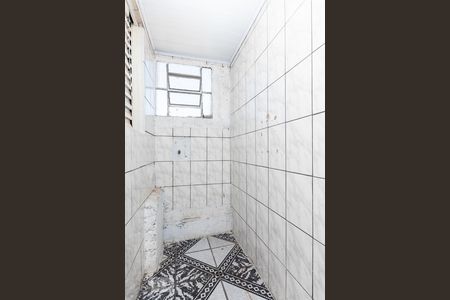 Banheiro  de casa à venda com 1 quarto, 48m² em Jardim Casa Pintada, São Paulo