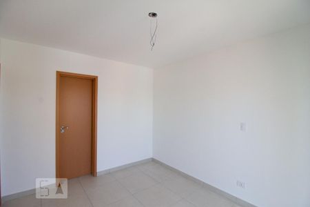 Suíte de apartamento para alugar com 3 quartos, 82m² em Jardim Flor da Montanha, Guarulhos