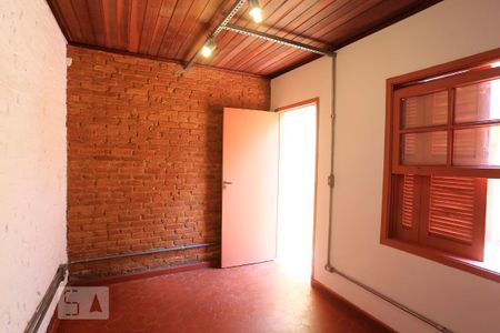 Casa para alugar com 100m², 2 quartos e sem vagaQuarto Reversível