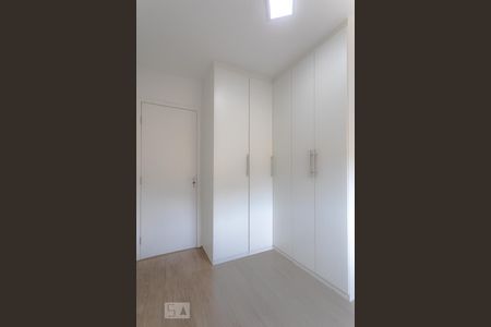 Quarto de apartamento para alugar com 2 quartos, 51m² em Sítio da Figueira, São Paulo