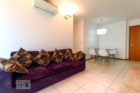 Sala de apartamento à venda com 2 quartos, 75m² em Recreio dos Bandeirantes, Rio de Janeiro